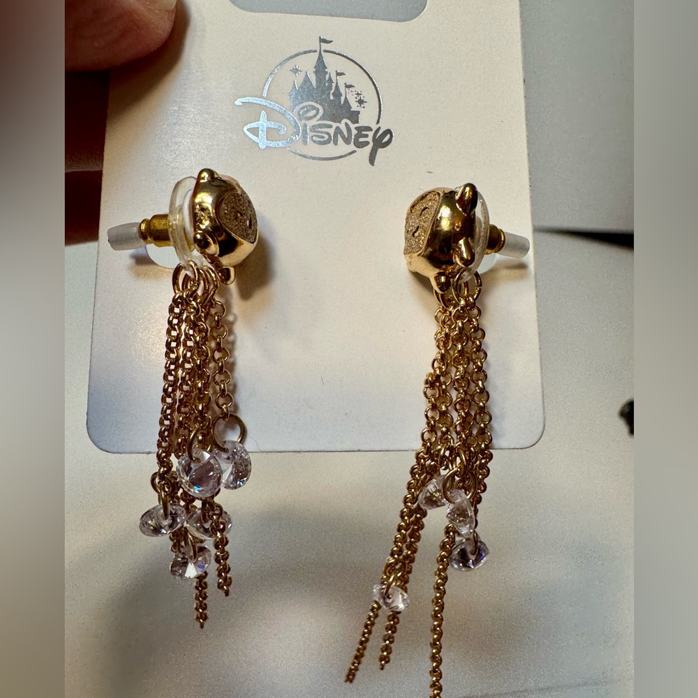 NWT. Disney Parks Wish Movie Star Gold Tone Dangling Earrings w/Faux Crystal